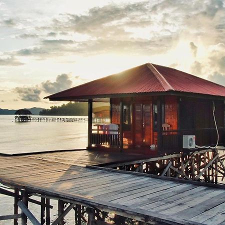 Coriana Dive Resort Waisai المظهر الخارجي الصورة