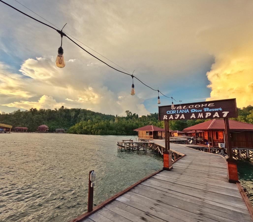 Coriana Dive Resort Waisai المظهر الخارجي الصورة